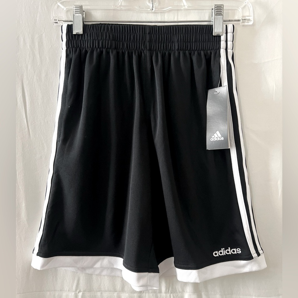 NWT Boys Adidas basketball shorts sz 10/12